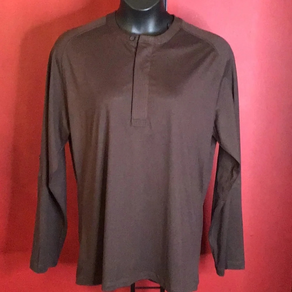 NWT MURANO FITTED TOP SIZE XL